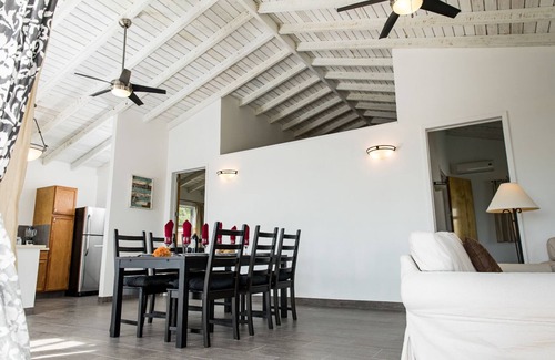 Long Bay Hills Villa | Ocean View - FLAME TREE - 2 BR Villa + Private Pool