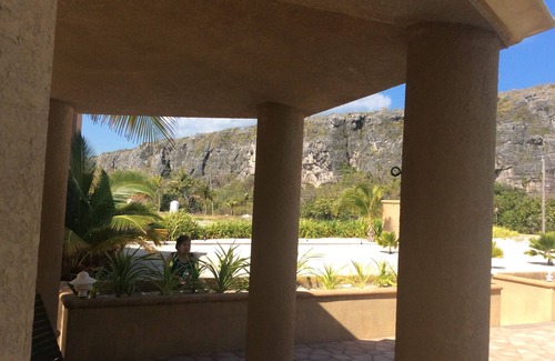 East End House | Ocean view from every room ,quiet neighborhood family friendly.Bluff view