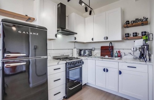 Waterfront Condo | Ocean View Getaway!