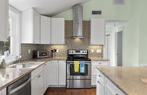Gloucester House | Ocean View - Great Location | Beautiful, Warm & Spacious.