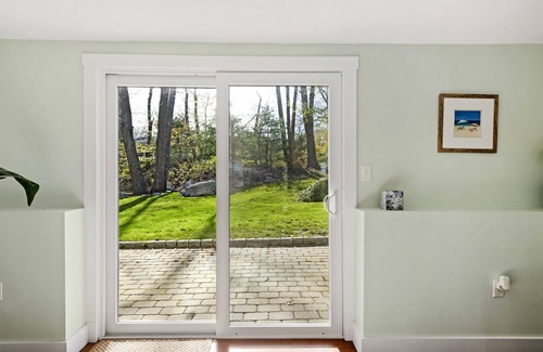 Gloucester House | Ocean View - Great Location | Beautiful, Warm & Spacious.