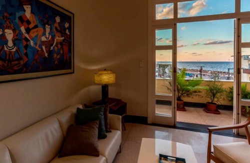 Centro Havana Apartment | Ocean View. Great Location CENTRO HABANA
