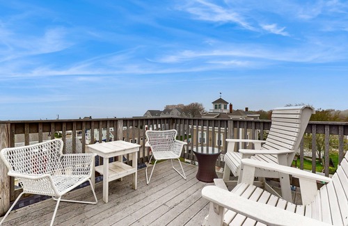 Ocean Park House | Ocean view home w/roof deck & patio - great for families, steps to beach
