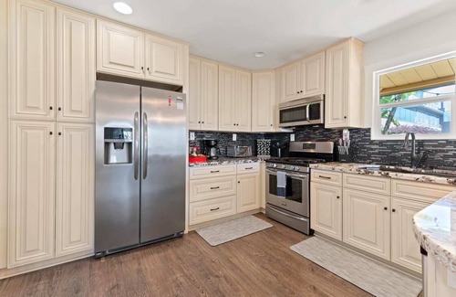 Sunset Cliffs House | Ocean View in OB | Coastal | Serene | Breathtaking