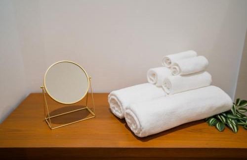 Khao Tao Apartment | Ocean View Japandi Sauna & Rooftop 3BR Pool Villa