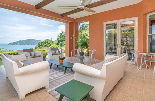 Herradura Condo | Ocean View, Modern Luxury w/Jacuzzi & access to all amenities!
