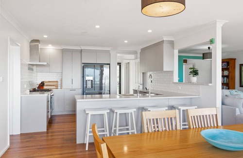 Pambula Beach House | Ocean view on Booroo