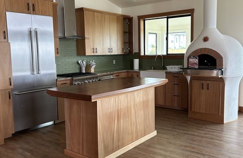 Bodega Bay House | Ocean view peaceful- 7 min walk to sandy beach