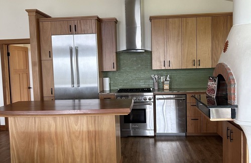 Bodega Bay House | Ocean view peaceful- 7 min walk to sandy beach