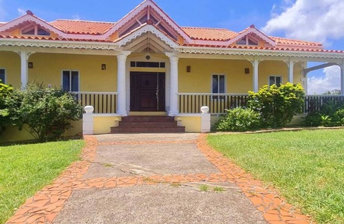 Mount Hardy Villa | Ocean View property built on TV.