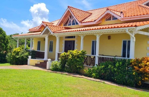 Mount Hardy Villa | Ocean View property built on TV.
