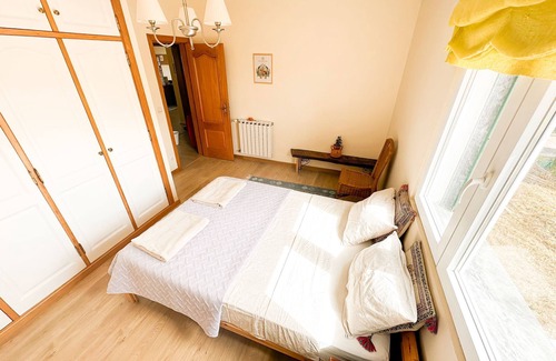 Sao Joao das Lampas House | Ocean view room in a shared house