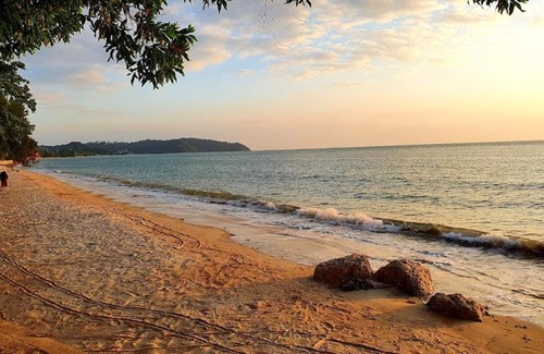 Tanjung Tanah Merah Apartment | Ocean View Resort