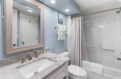Myrtle Beach Hotel | Ocean View Retreat: Includes Breakfast 14th Flr