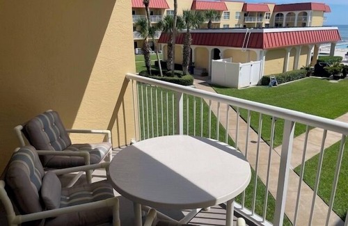 Point East Condo | Ocean View Second Floor 2/2