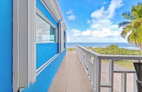 Villa Borinquen House | Ocean View & walk 5 min to beach, Pool Table, Ping Pong, Arcade Games 5Bd-4 Bth