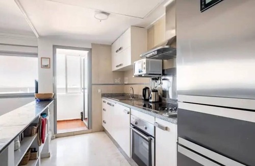 Tangier Apartment | ⭐OCEAN views⭐CENTER! Terrace. Big POOL. 10 min walk to the beach and Medina