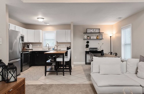 Kitty Hawk Apartment | Ocean Views From Deck, Includes 2 Beach Chairs + 1 Umbrella, 2min drive to beach
