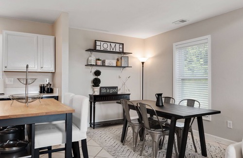 Kitty Hawk Apartment | Ocean Views From Deck, Includes 2 Beach Chairs + 1 Umbrella, 2min drive to beach