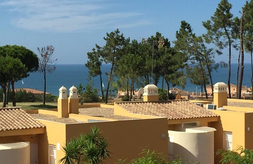 Islantilla Apartment | Ocean views, ideal for relaxation.