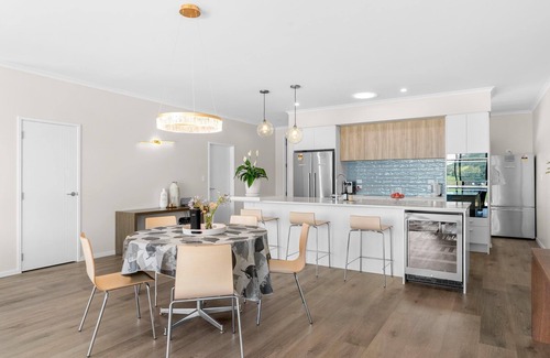 Mangawhai Heads House | Ocean Vista Bliss - High spec modern family home with ocean views