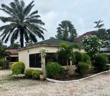Brusubi House | Ocean Walk Guesthouse