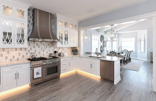 Surfside Beach House | Oceanfront 10 BR Beach House with a Private Pool and Hot Tub! Dune Our Thing