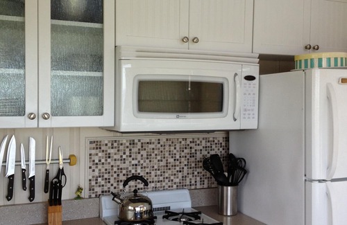 York Beach Cottage | Oceanfront 2 bedroom Cottage at Nubble Lighthouse