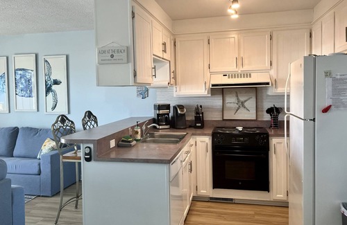 North Carolina Coast Condo | 🧜♀️Oceanfront 2BR 2Bath condo, private beach access, perfect location!🧜♀️