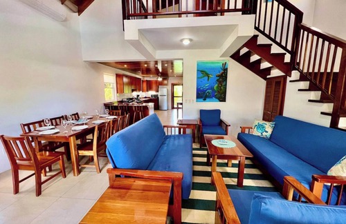 Caye Caulker Apartment | Oceanfront 3 bed/3 ba Penthouse Velento#1 private dock/pool/free paddleboards