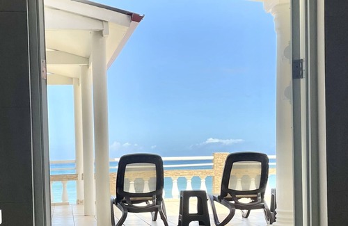 Rio Grande House | Oceanfront 4 Bedrm House on Surf Beach near Rincon with Private Beach Access
