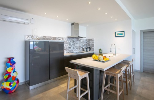 Indigo Bay Apartment | Oceanfront AMAZING apartment in indigo bay