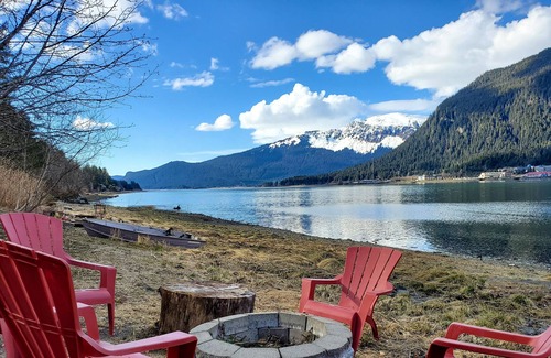 North Douglas Apartment | Oceanfront Apartment with Firepit on the Beach