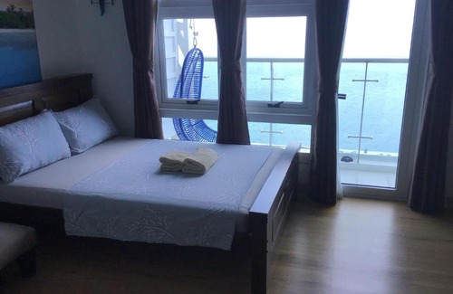 Punta Engano House | OceanFront at Arterra, fast WiFi, NFlix, kitchen - B or G