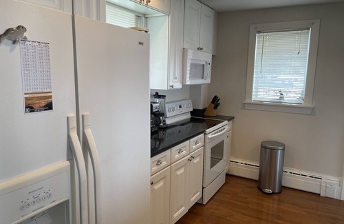 Biddeford Pool House | Oceanfront at Hills Beach, Biddeford, Sleeps 8, 4 bdrs, 2 bths, View 9 islands!