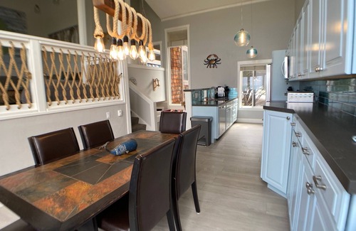 Castroville House | Oceanfront Beach House with Loft