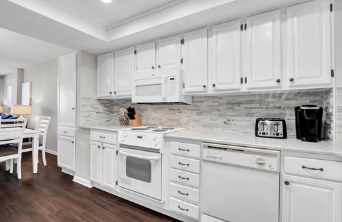 Wrightsville Beach Condo | Oceanfront Condo at Station One – Ocean Views, Pool, and Tennis!