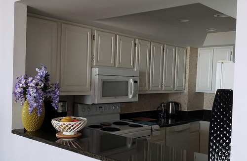North Carolina Coast Condo | Oceanfront condo with amazing sunset views 2 bdrm 2 bath condo