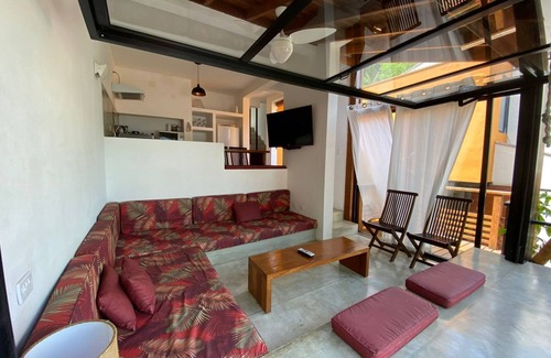 Portinho Condo | Oceanfront, complete houses with 2 suites, equipped kitchen, air conditioning