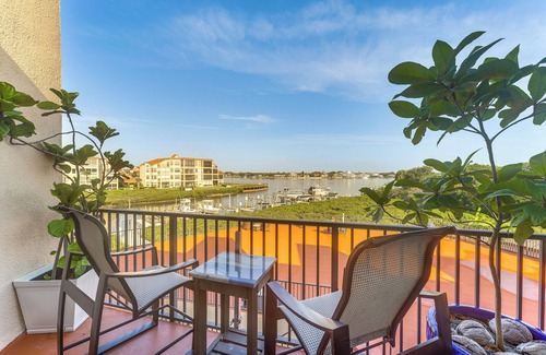 Bouchelles Island Condo | Oceanfront Condo w/Views 1 Mi to New Smyrna Beach