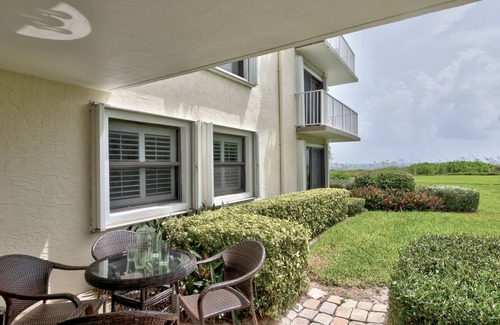 Central Beach Condo | OCEANFRONT CONDO - GROUND FLOOR! ONLY 59 Steps to Private Beach, 23 to the Pool.