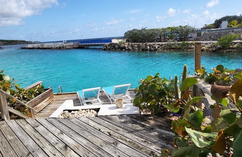 Willemstad Apartment | Oceanfront condo with direct access to the lagoon. TOP rated! True gem!