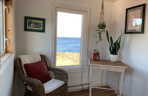 Pouch Cove Cottage | Oceanfront Cottage at the Edge of the Earth, St. John's