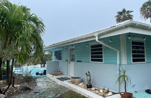 Cotton Valley Cottage | Oceanfront Hidden Gem of the East End!