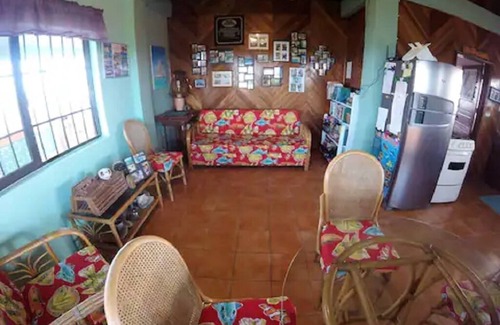 Caye Caulker House | Oceanfront home; Rooftop deck; Fabulous views; Upper level apartment