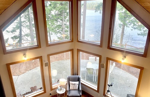 East Sooke House | Oceanfront House on 3 Acres with Hot Tub and Private Beach and Dock
