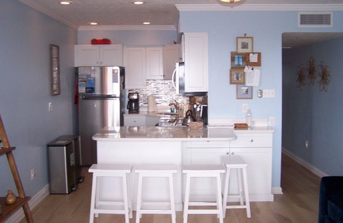 Duck Condo | Oceanfront in Duck. Perfect for a couple or small family! Updated March 2022!