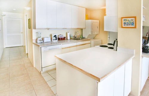 Maalaea Condo | Oceanfront IS310 - Charming One Bedroom Maalaea Bay is an Incredible Value