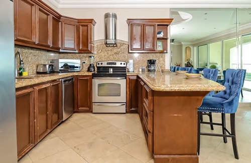Rosarito Condo | Oceanfront-Las Olas Condo-Pools&Jacuzzis-Rosarito