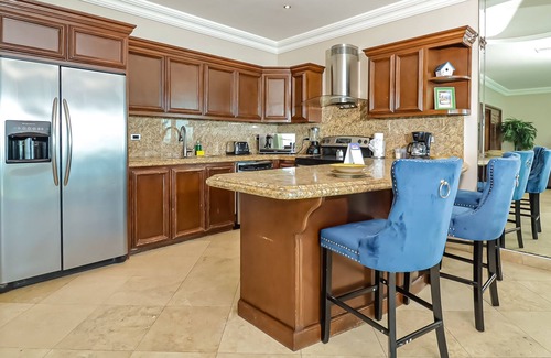 Rosarito Condo | Oceanfront-Las Olas Condo-Pools&Jacuzzis-Rosarito